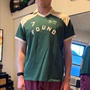 Found Green and Cream Men's Short Sleeve Tee
